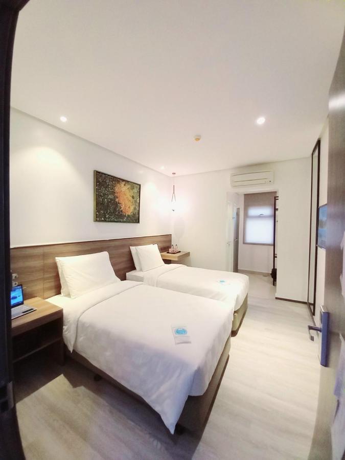 Go Hotels Plus Tuguegarao Экстерьер фото