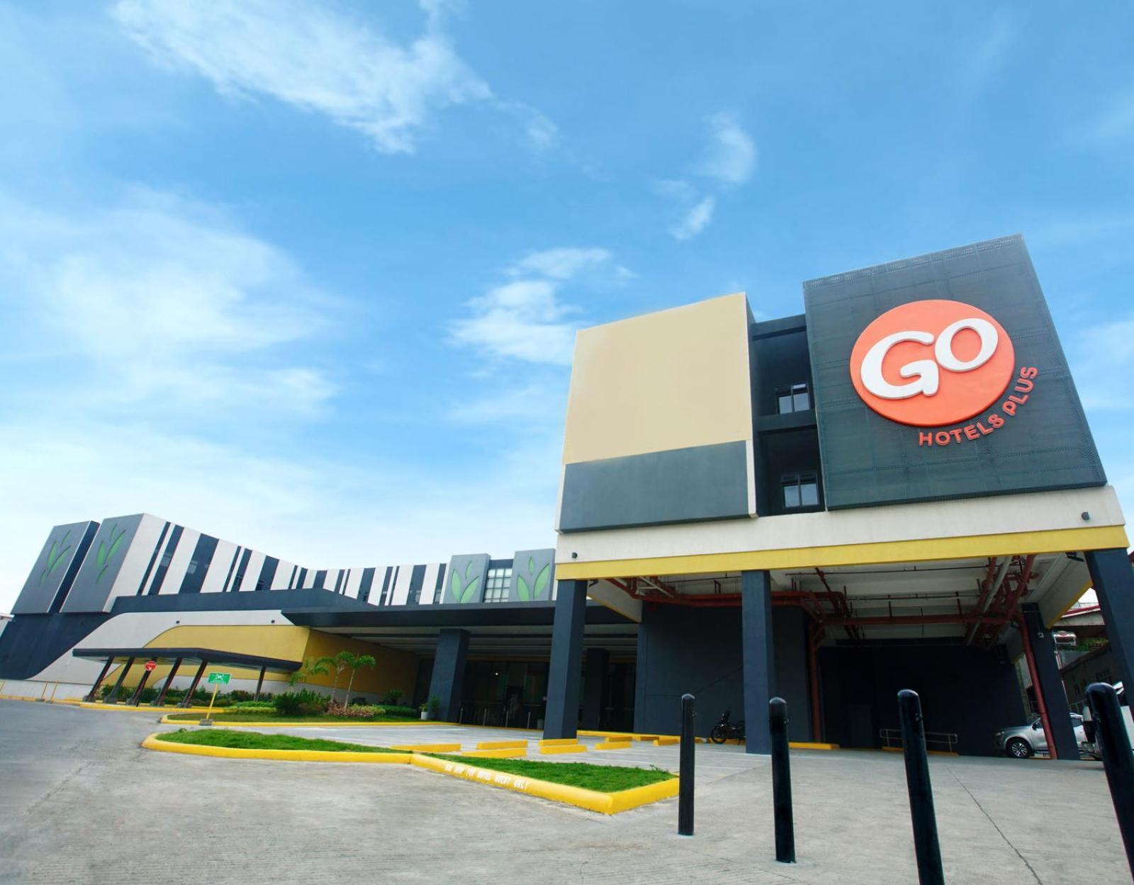 Go Hotels Plus Tuguegarao Экстерьер фото